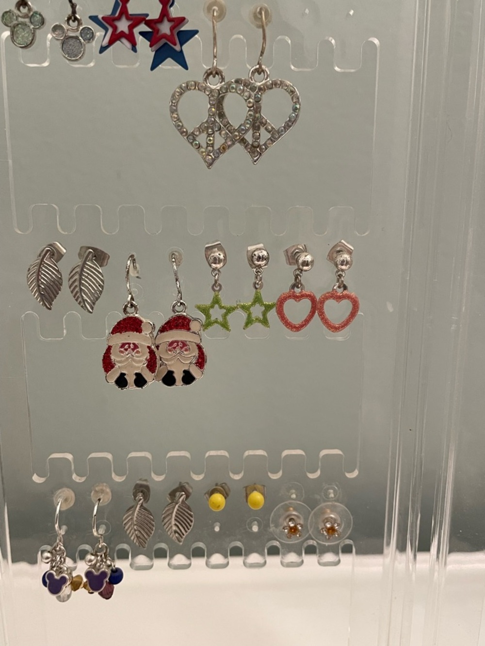 20 pairs children earrings & clear Acrylic Organizer, Multiple Transparent - Picture 3 of 11